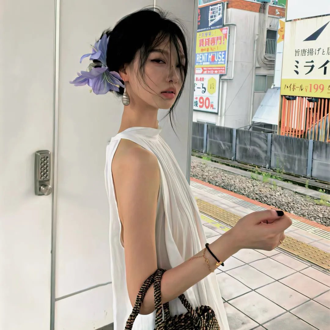 四季奈津子
